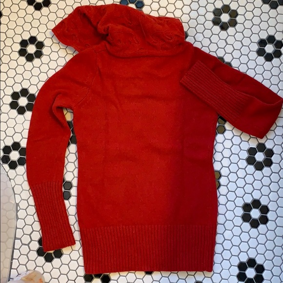 Red Banana Republic cowl neck sweater - Picture 3 of 4